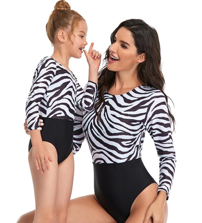 swimming suit(图27)